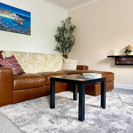 Bright & Spacious Flat - Jct 44 - Carlisle (Cumbria)